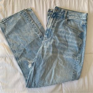 American Eagle Mom Jeans - Distressed - Size 12 Short